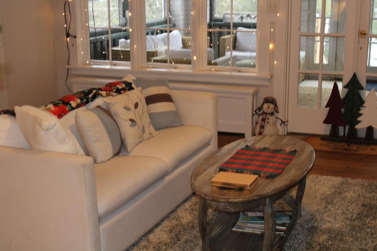 The Hillside B&B. Home W/ Breakfast Service! Wisconsin Dells Eksteriør bilde
